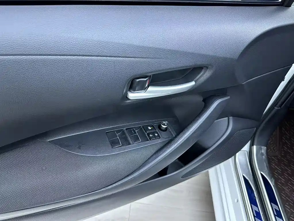 Toyota Levin 2022 — фото 10