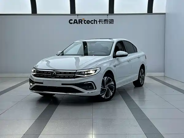 Volkswagen Bora 2023