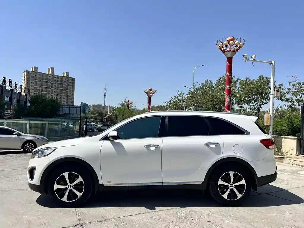 Kia Sorento 2016 — фото 18