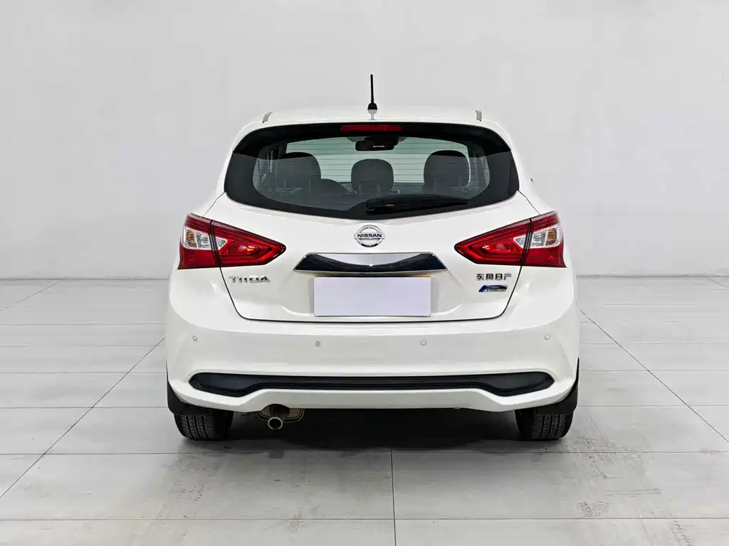 Nissan Tiida 2019