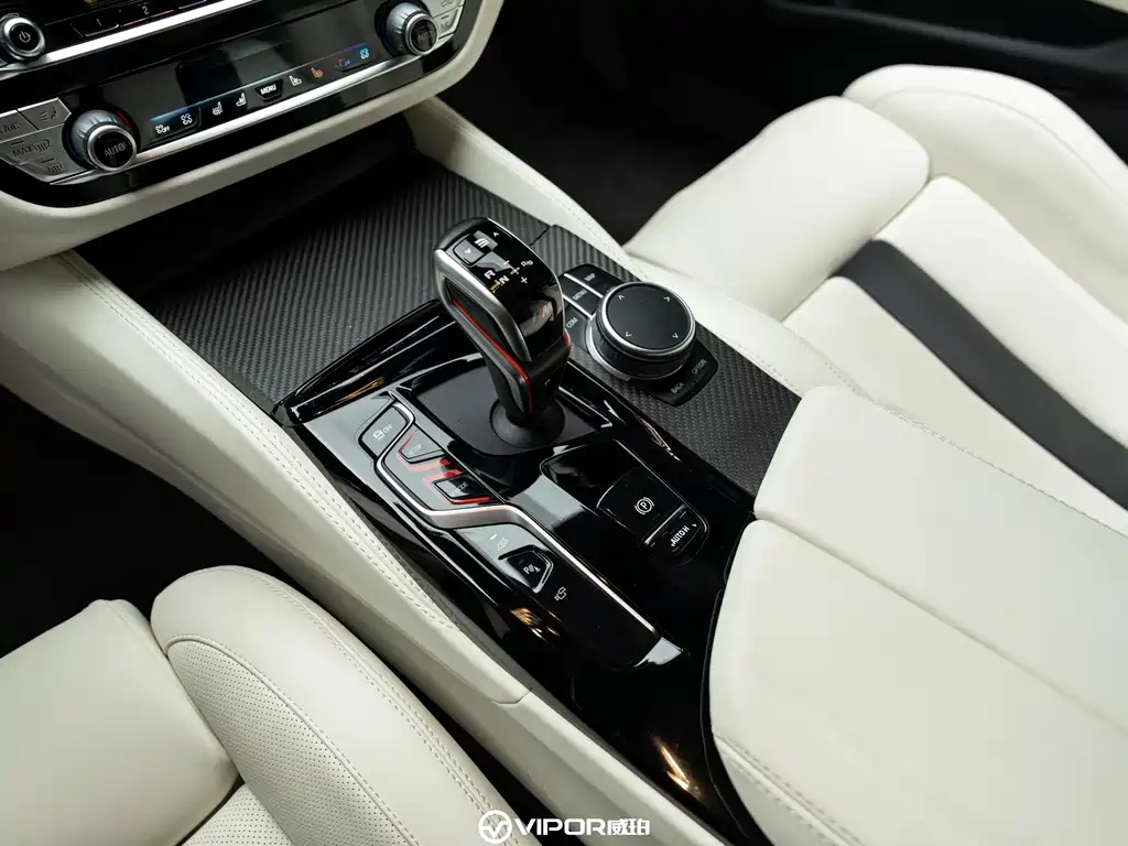 BMW M5 2021 — фото 11