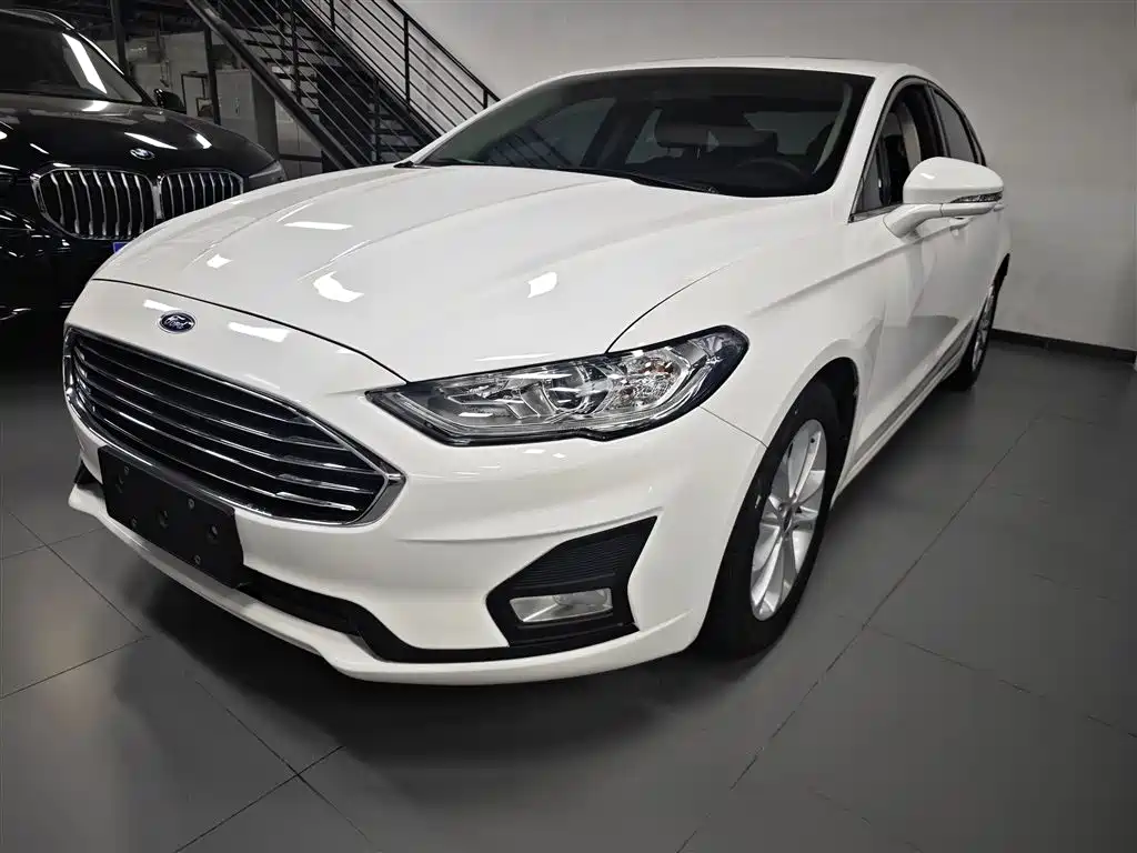 Ford Mondeo 2021 — фото 2