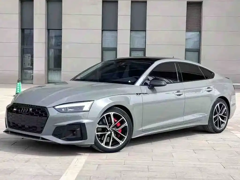 Audi A5 2022 — фото 1