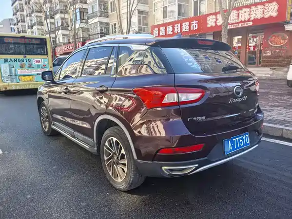 GAC Trumpchi GS4 2016