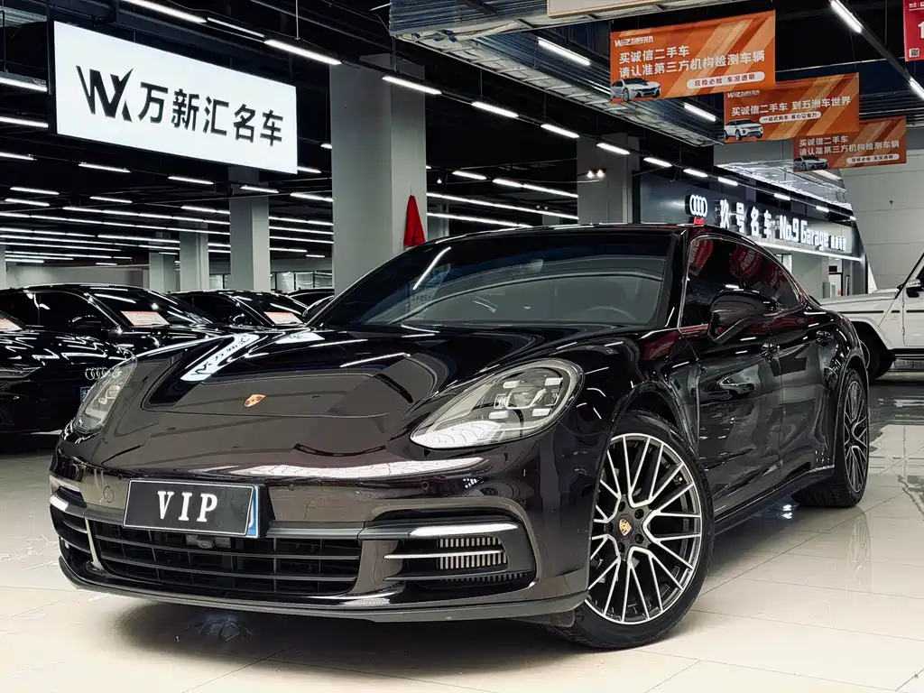 Porsche Panamera 2017 — фото 1