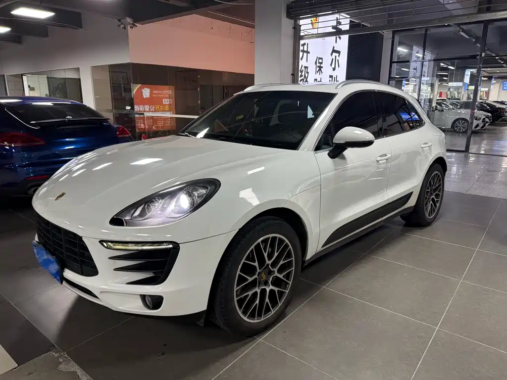 Porsche Macan 2014