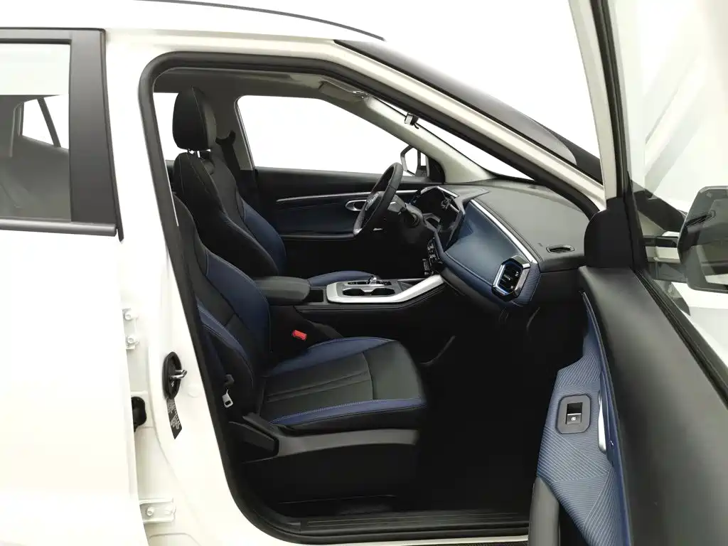 GAC Trumpchi GS3 2025 — фото 23