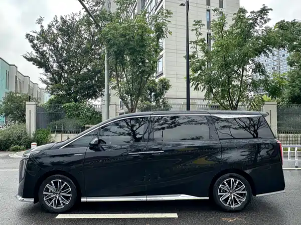 GAC Trumpchi M8 2023