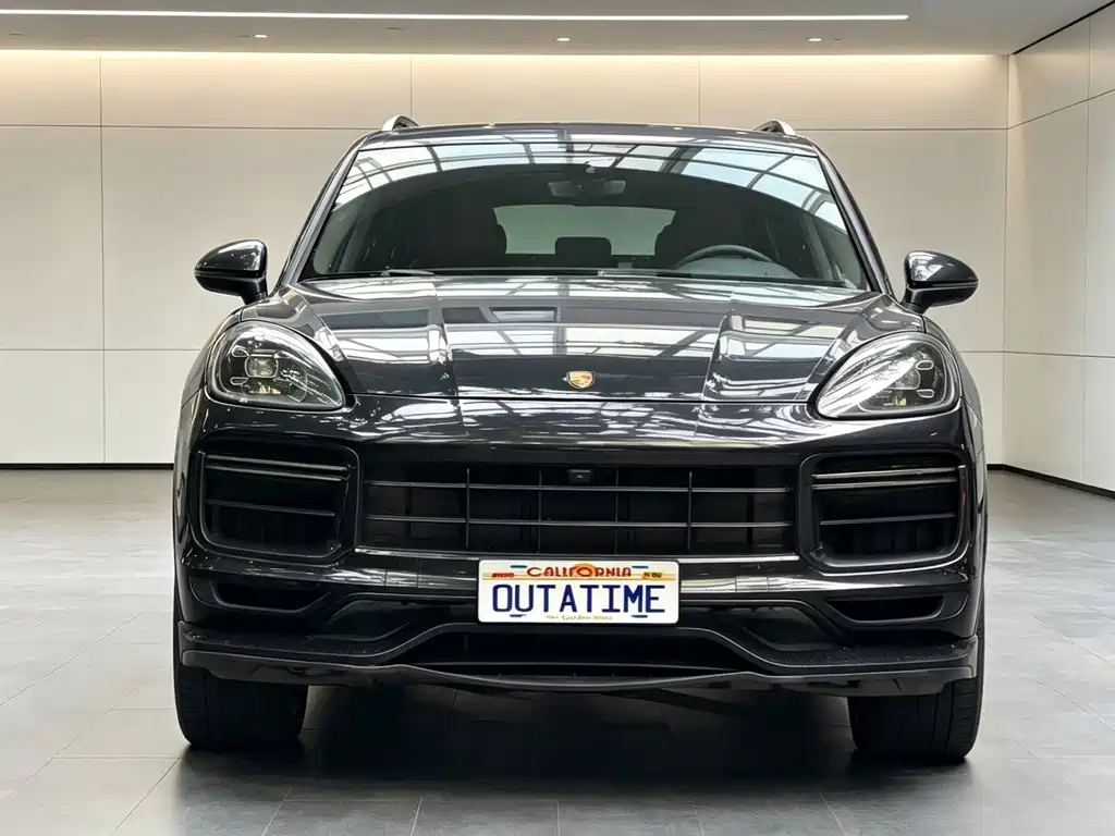 Porsche Cayenne 2018 — фото 2