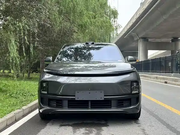 Li Auto L8 2023