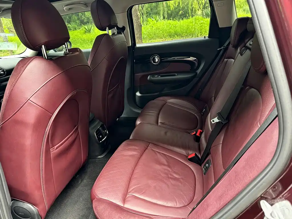 MINI Clubman 2017 — фото 12