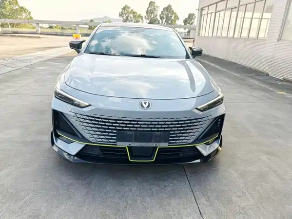 Changan UNI-V 2022