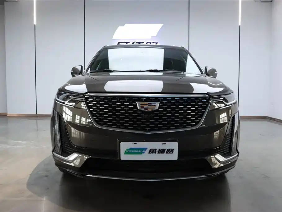 Cadillac XT6 2022 — фото 2