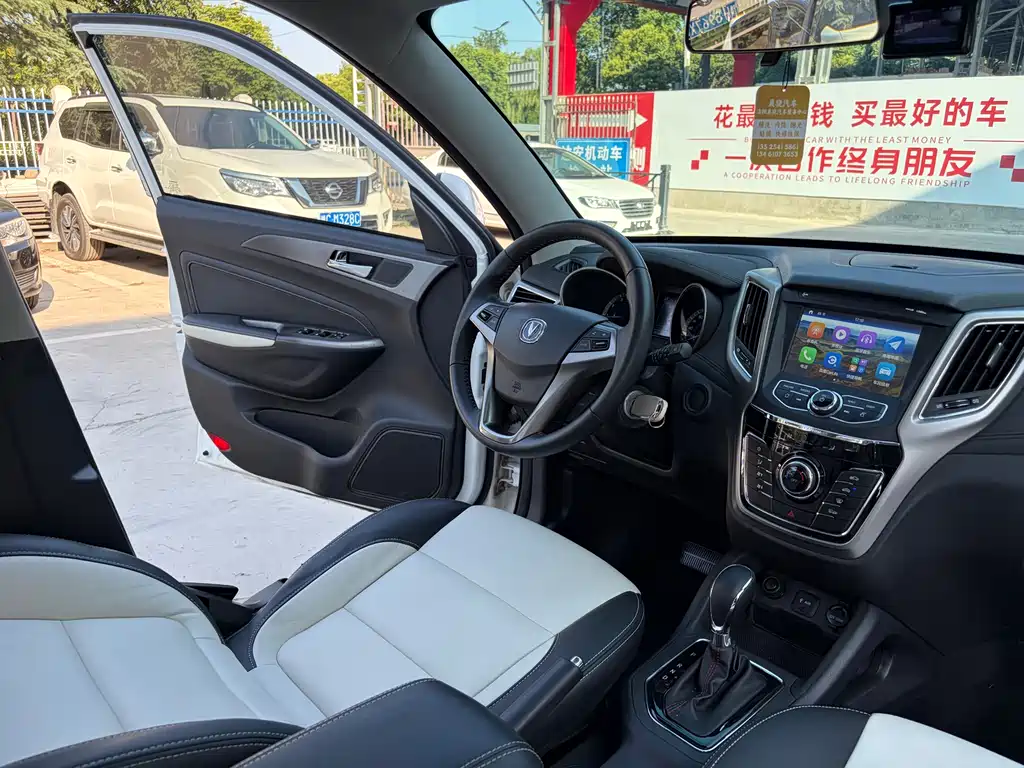 Changan CS35 2018 — фото 10