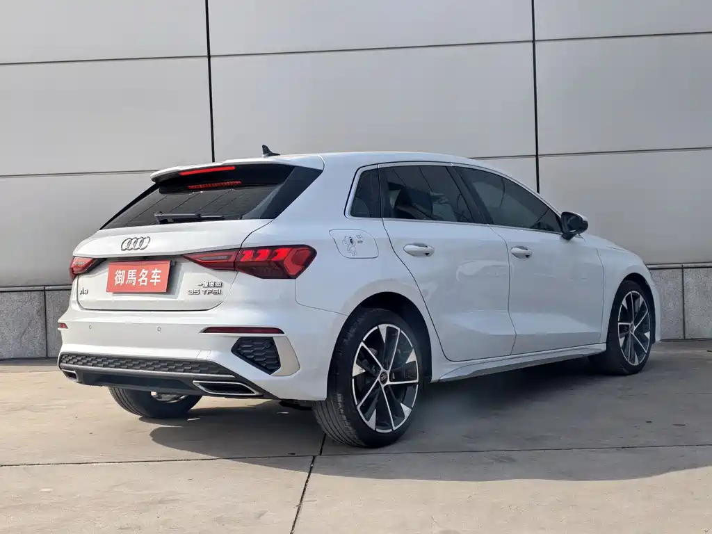 Audi A3 2022 — фото 10