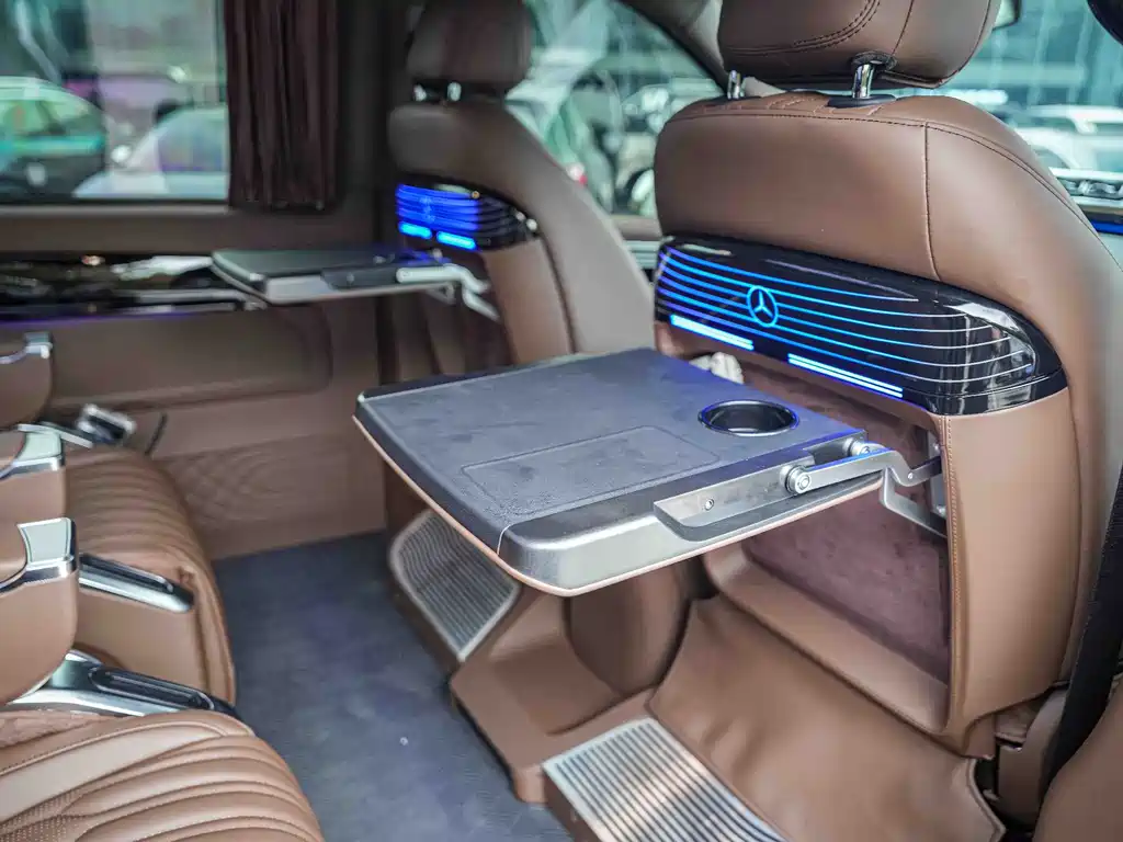 Mercedes-Benz Vito 2023 — фото 12