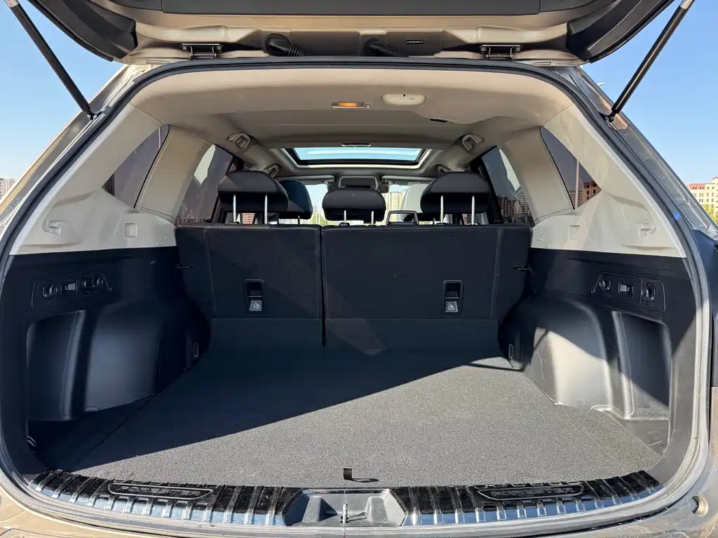 Subaru Forester 2019 — фото 12
