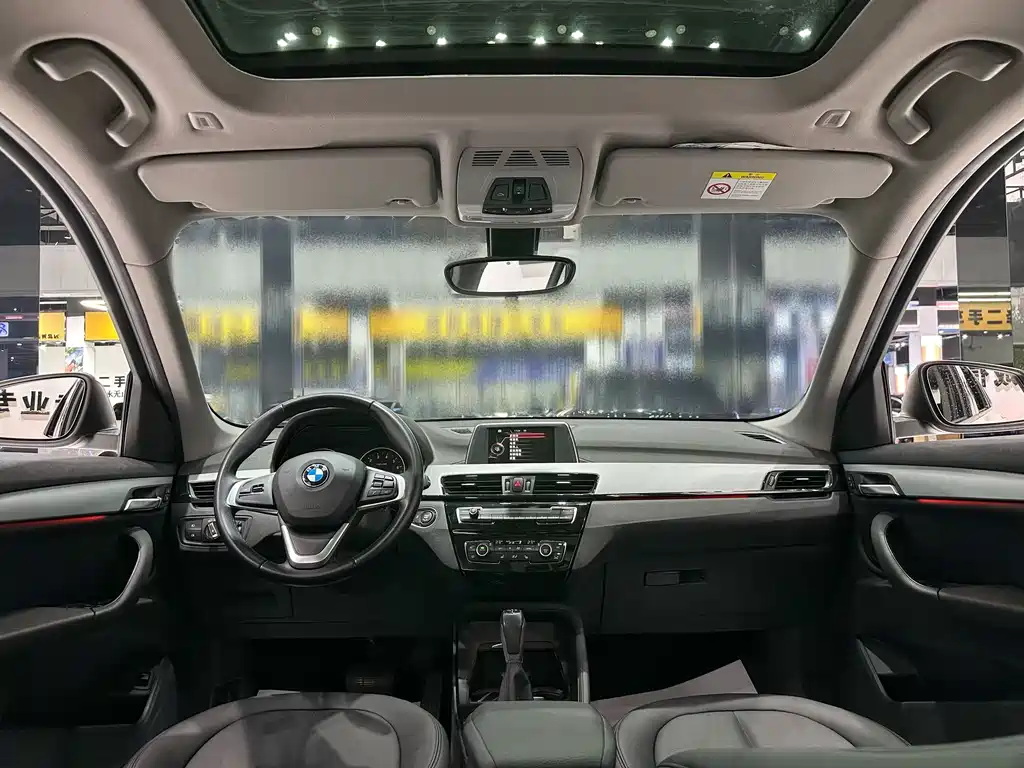 BMW X1 2017 — фото 7