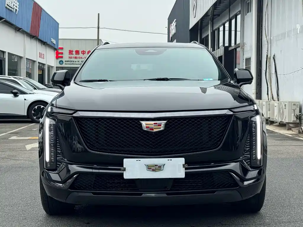Cadillac XT5 2025 — фото 2