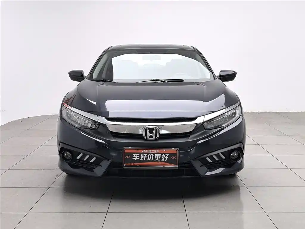 Honda Civic 2018 — фото 3