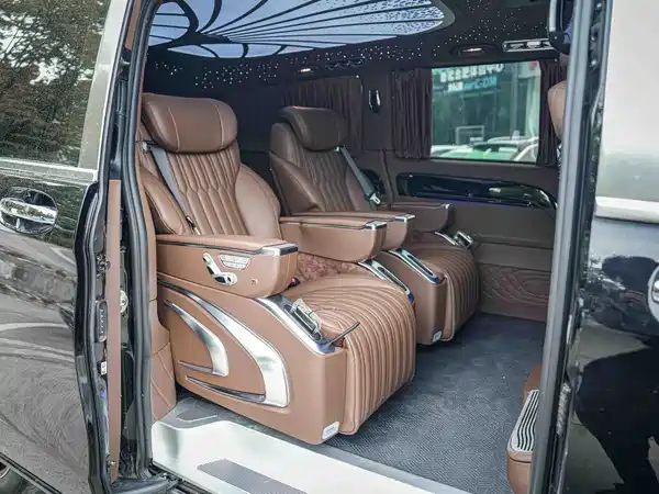 Mercedes-Benz Vito 2023