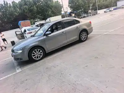 Volkswagen Sagitar 2012