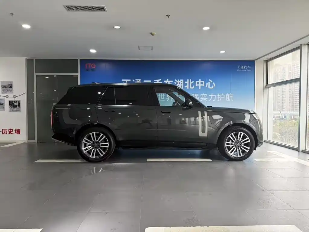Land Rover Range Rover 2024