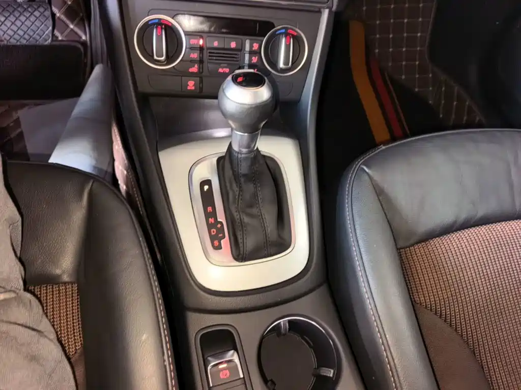 Audi Q3 2019 — фото 14