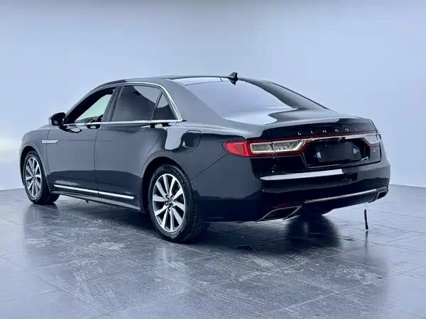Lincoln Continental 2017