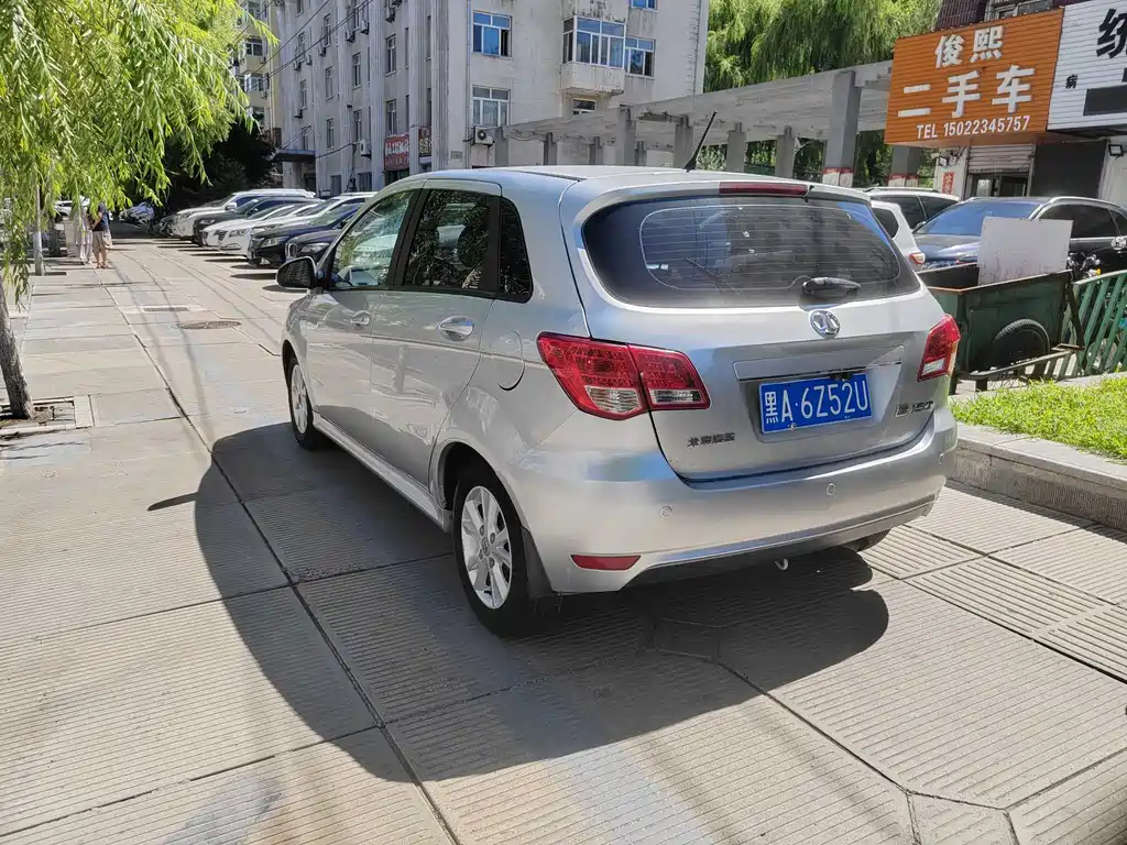 BAIC E-Series 2014 — фото 4