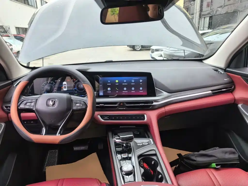Changan CS75 PLUS 2019 — фото 10