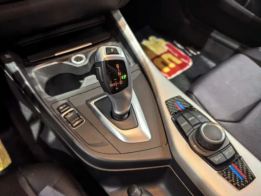 BMW 1 Series 2013 — фото 11