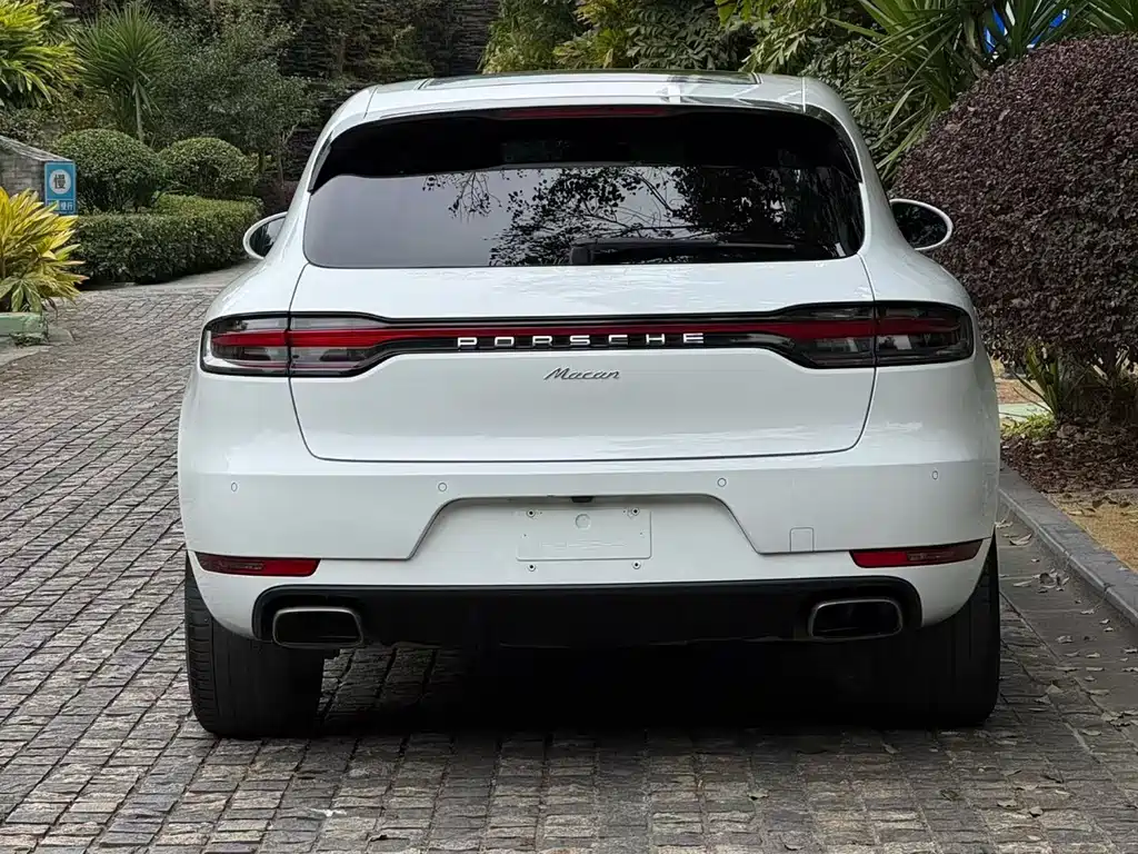 Porsche Macan 2019 — фото 9
