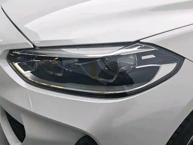 BMW 1 Series 2020 — фото 12