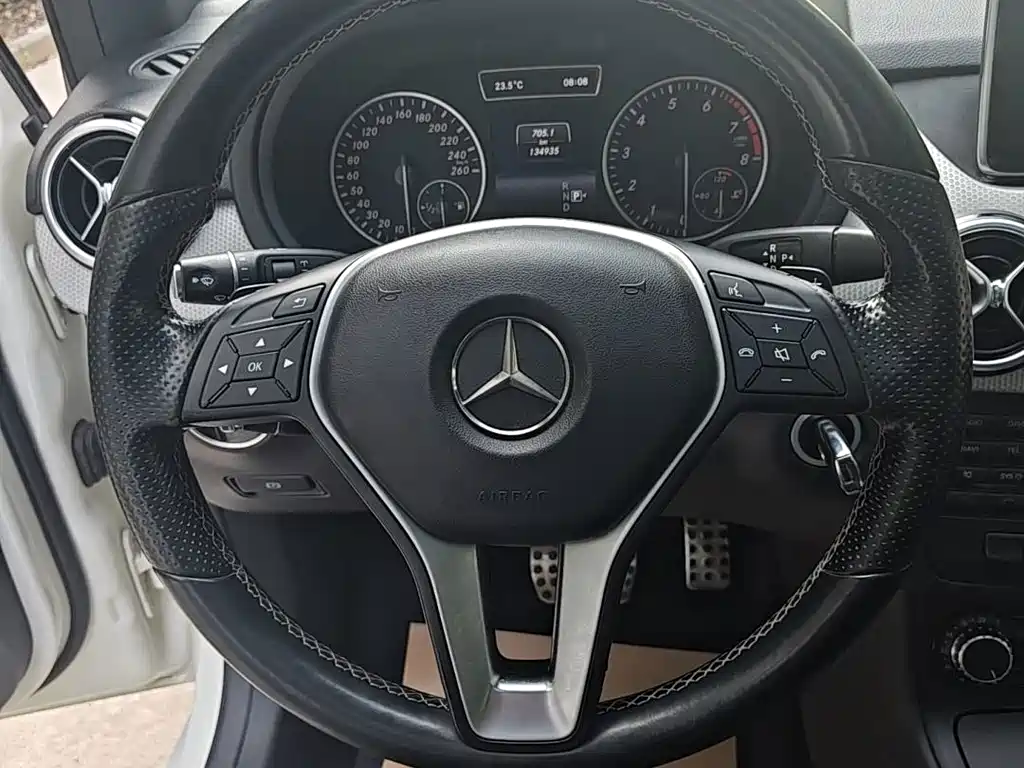 Mercedes-Benz B-Class 2014