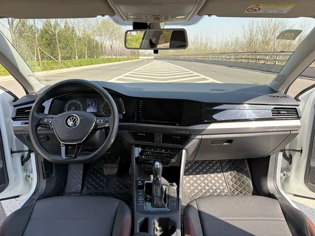 Volkswagen Bora 2021
