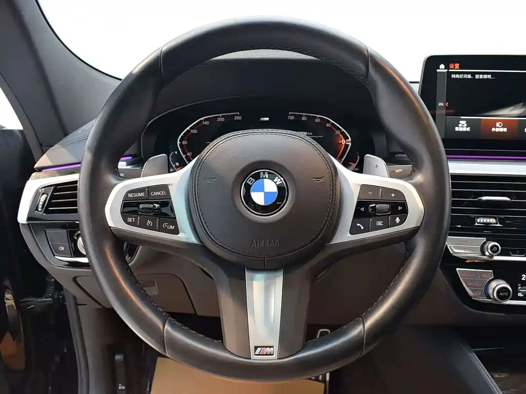 BMW 6 Series GT 2023 — фото 11