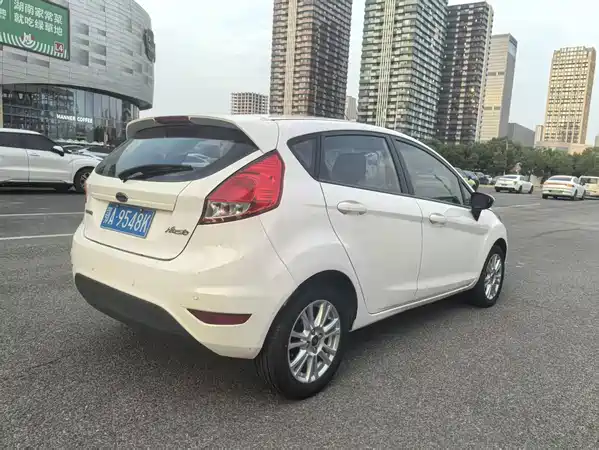 Ford Fiesta 2015