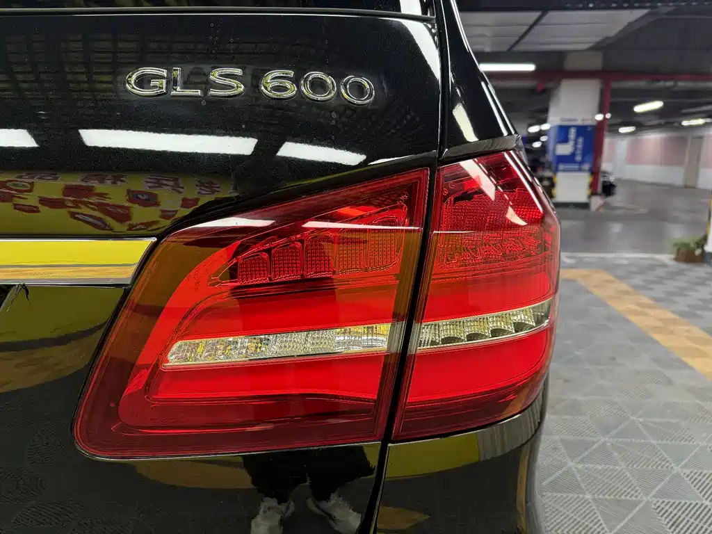 Mercedes-Benz GLS 2018 — фото 10