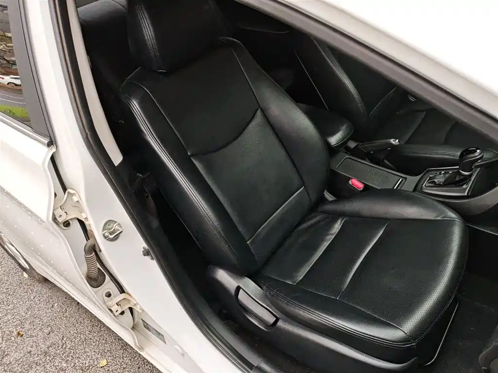 Hyundai Elantra Langdong 2016 — фото 25