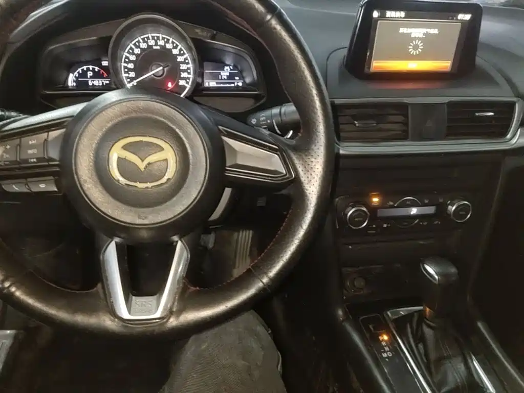 Mazda 3 Angkesela 2017