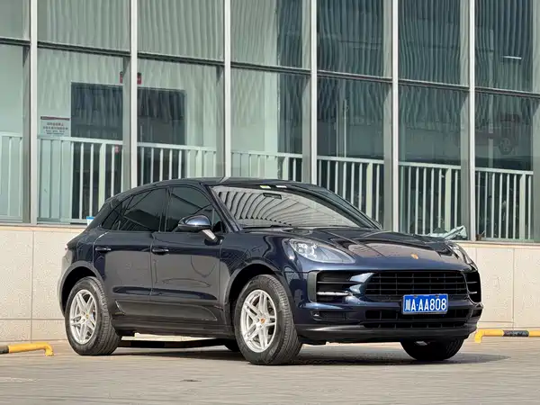 Porsche Macan 2020