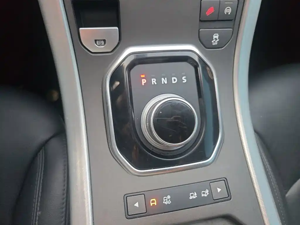 Land Rover Evoque 2016 — фото 14