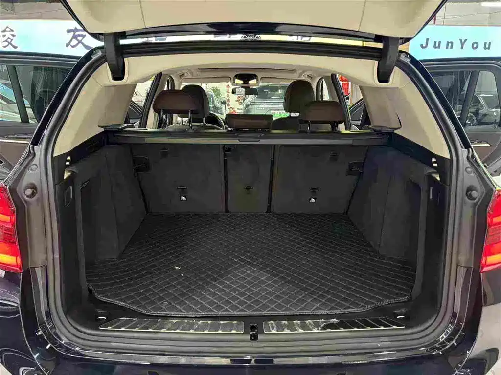 BMW iX3 2021 — фото 17