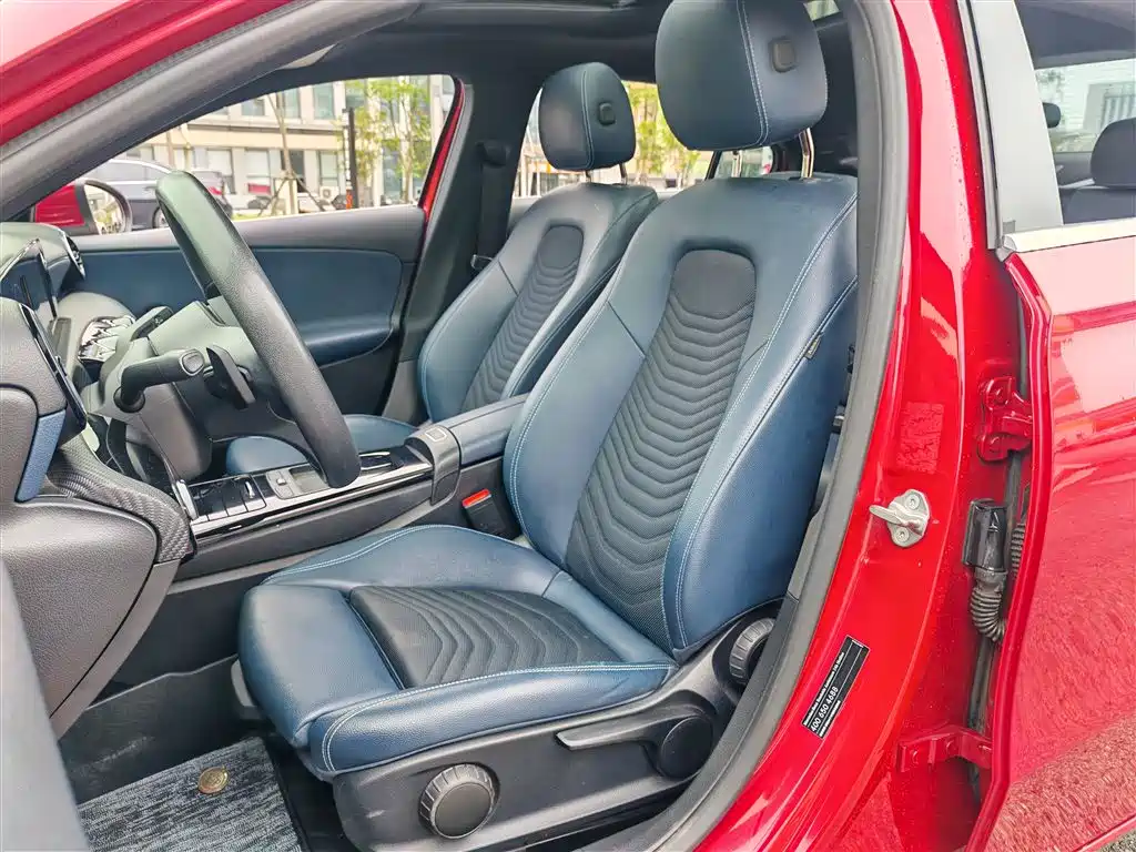 Mercedes-Benz A-Class 2020 — фото 8