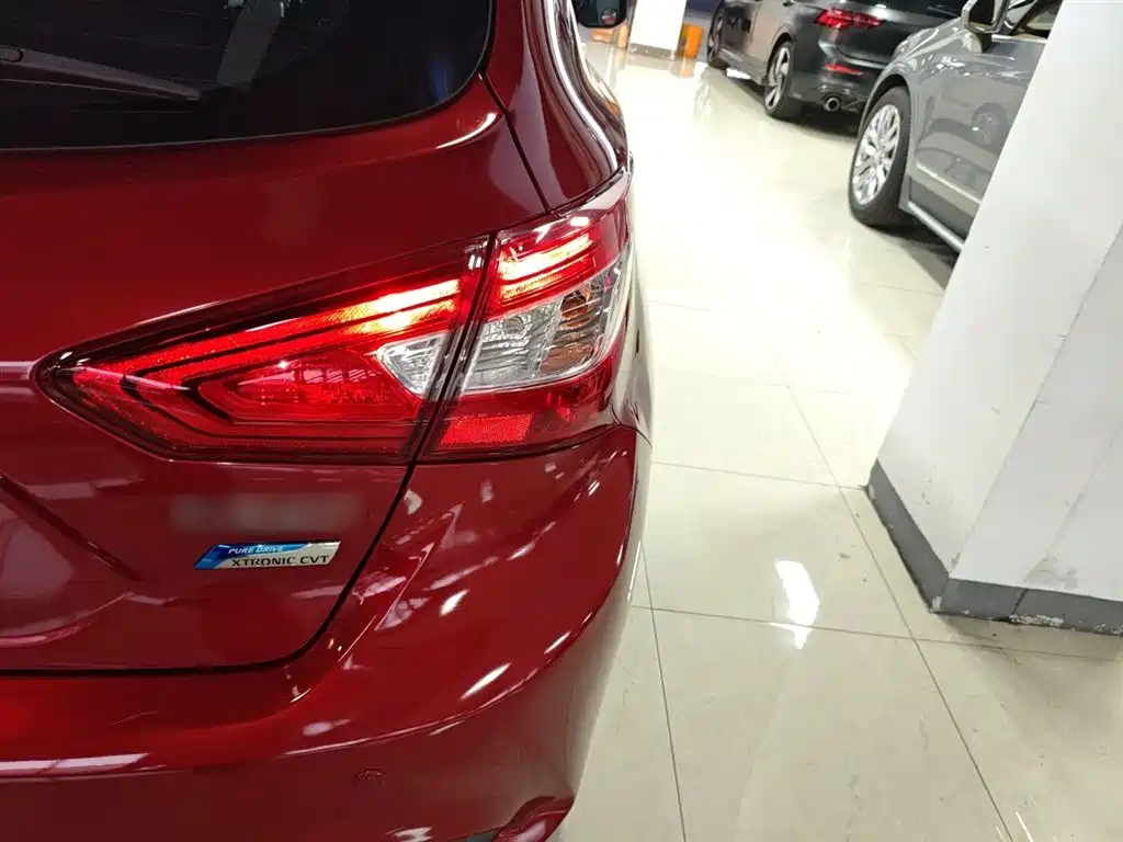 Nissan Tiida 2019 — фото 24
