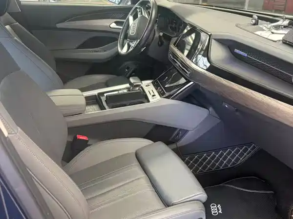 Audi Q6 2023