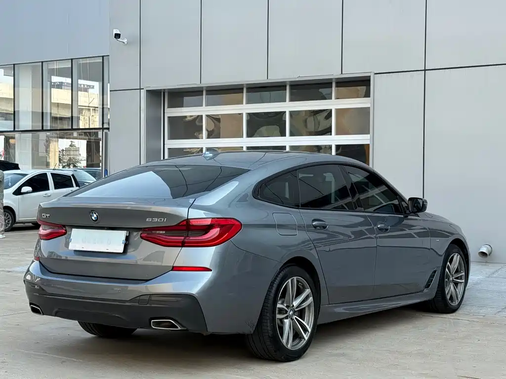 BMW 6 Series GT 2020 — фото 9