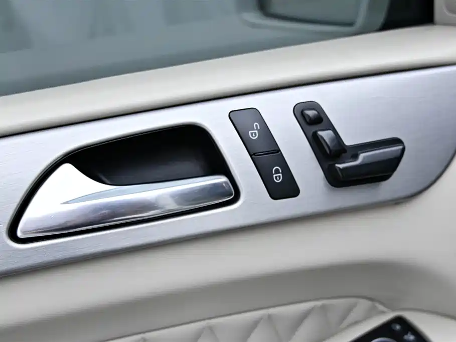 Mercedes-Benz GL-Class 2014 — фото 24