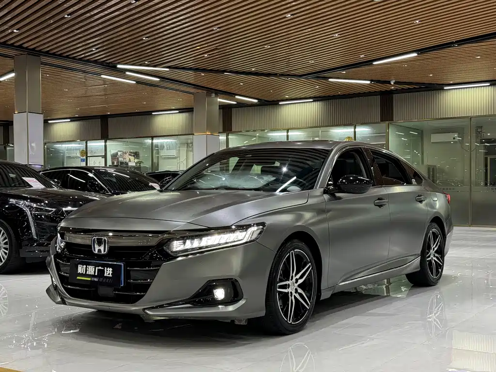 Honda Accord 2022 — фото 1
